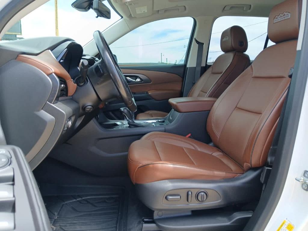 used 2020 Chevrolet Traverse car, priced at $24,981
