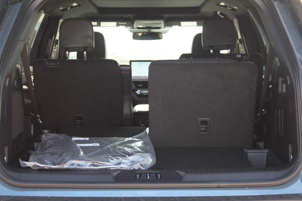 new 2025 Ford Explorer car, priced at $60,805