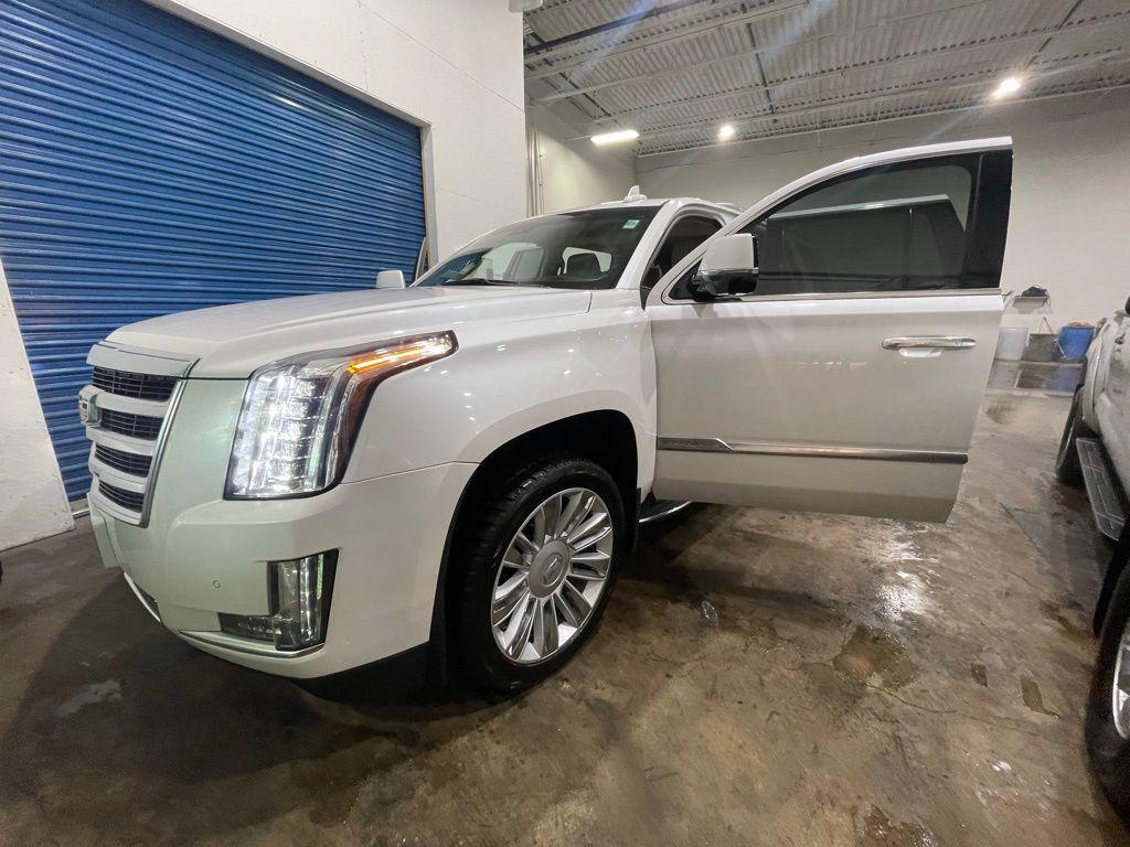 used 2016 Cadillac Escalade car, priced at $20,699