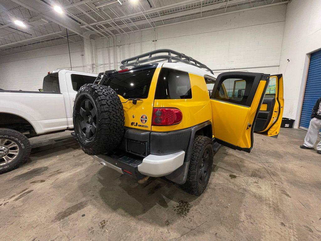 used 2007 Toyota FJ Cruiser car, priced at $20,999