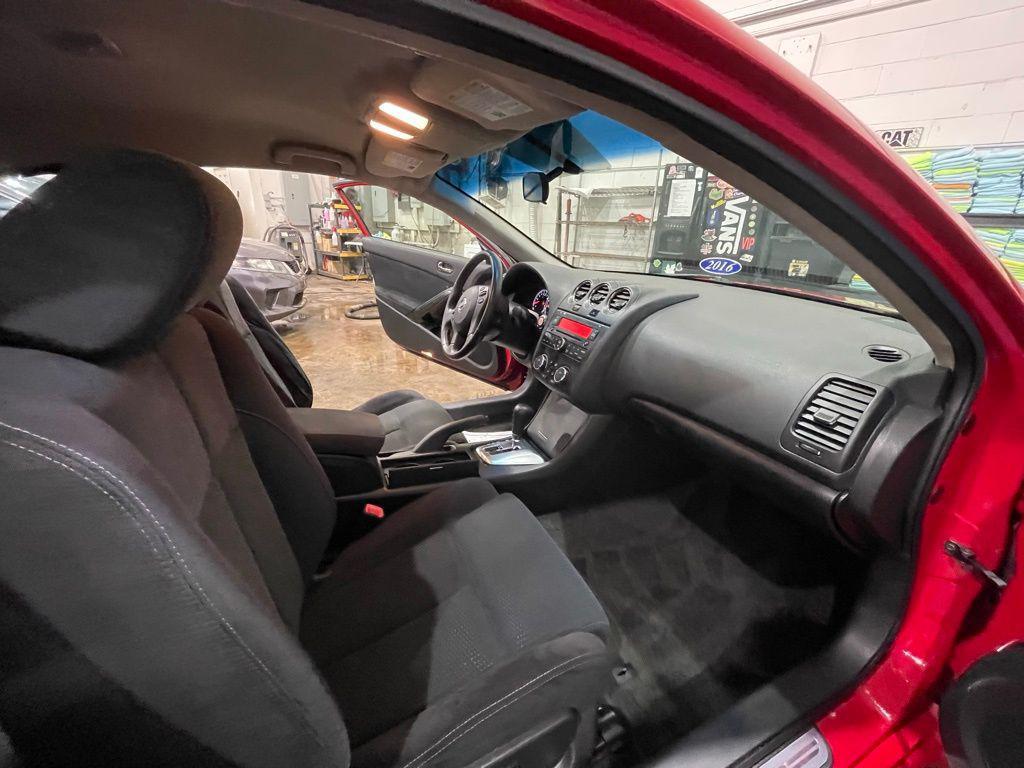 used 2010 Nissan Altima car, priced at $5,999