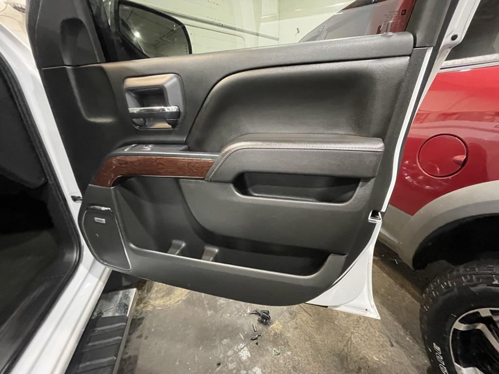 used 2017 GMC Sierra 1500 car, priced at $17,999