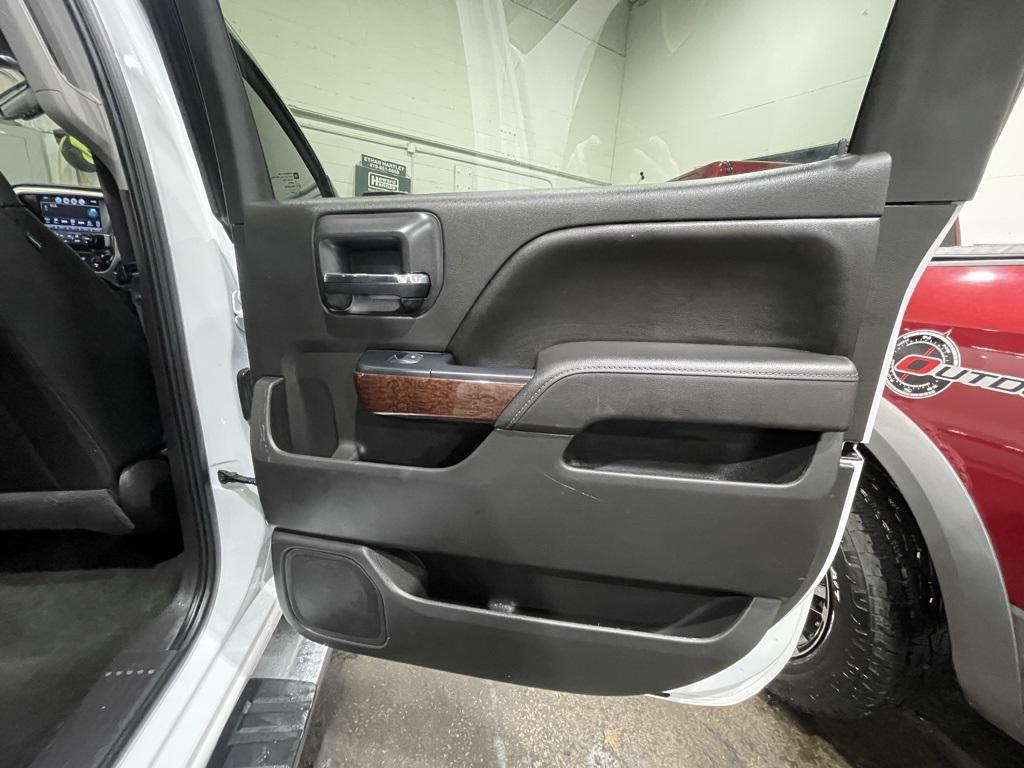 used 2017 GMC Sierra 1500 car, priced at $17,999