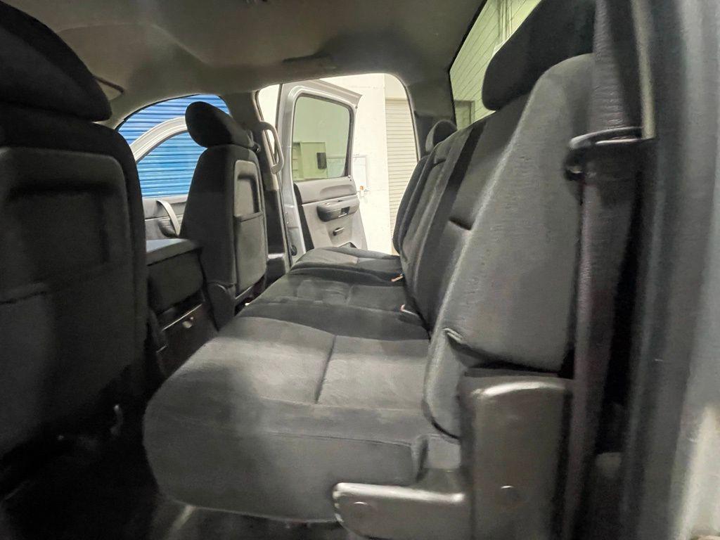 used 2014 GMC Sierra 2500 car, priced at $17,999