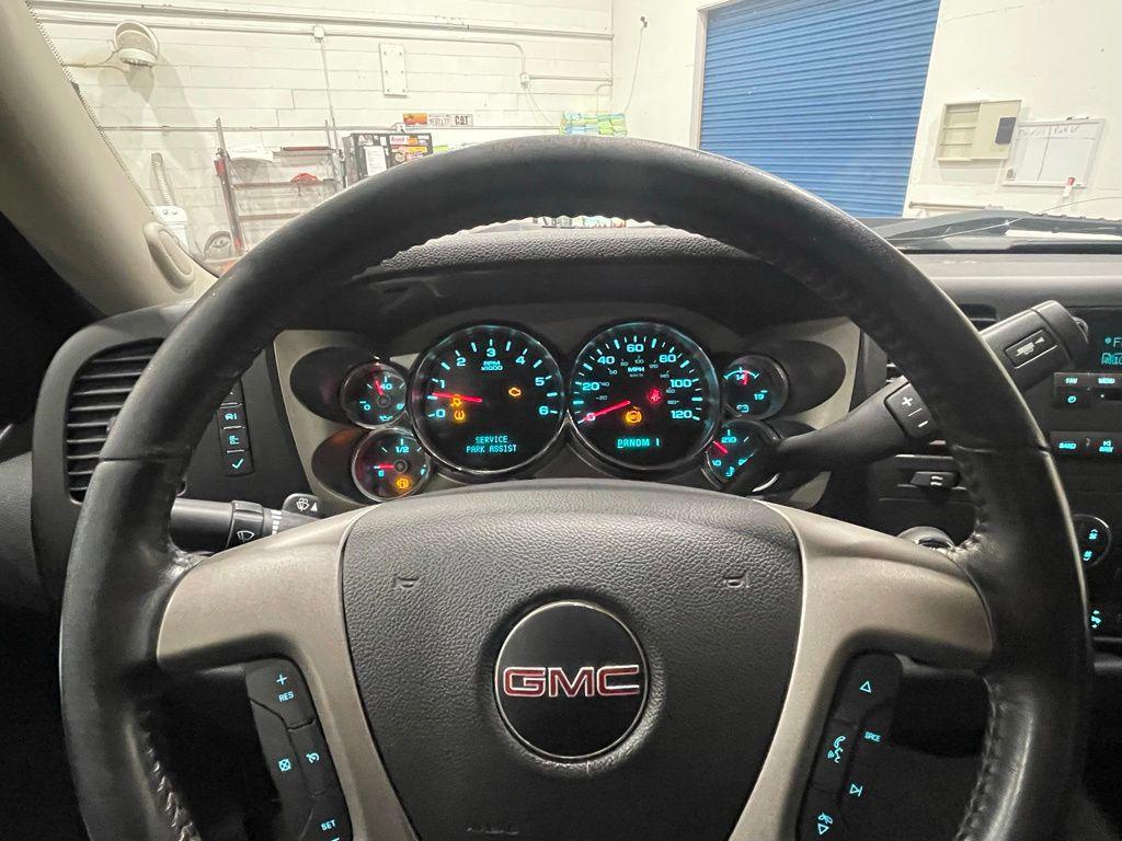 used 2014 GMC Sierra 2500 car, priced at $17,999