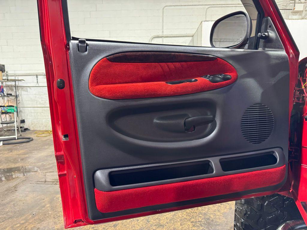 used 1999 Dodge Ram 2500 car, priced at $19,999