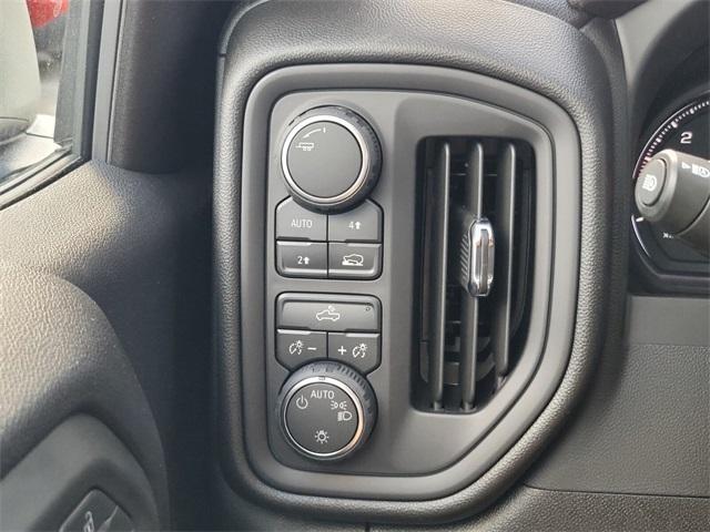 new 2026 Chevrolet Silverado 1500 car, priced at $43,100