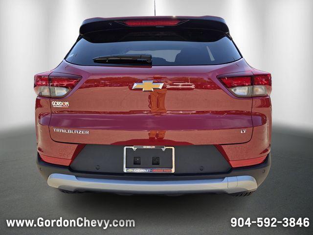 new 2026 Chevrolet TrailBlazer car, priced at $25,189
