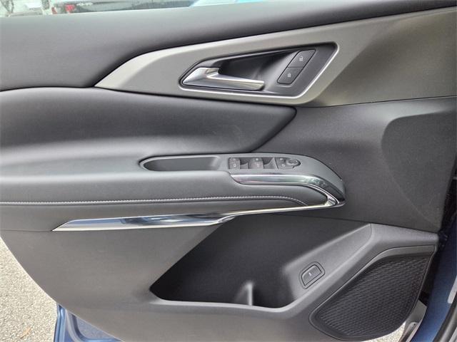 new 2026 Chevrolet Traverse car, priced at $44,653