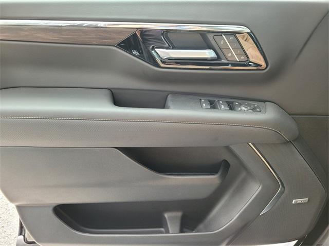 new 2025 Chevrolet Tahoe car, priced at $80,126