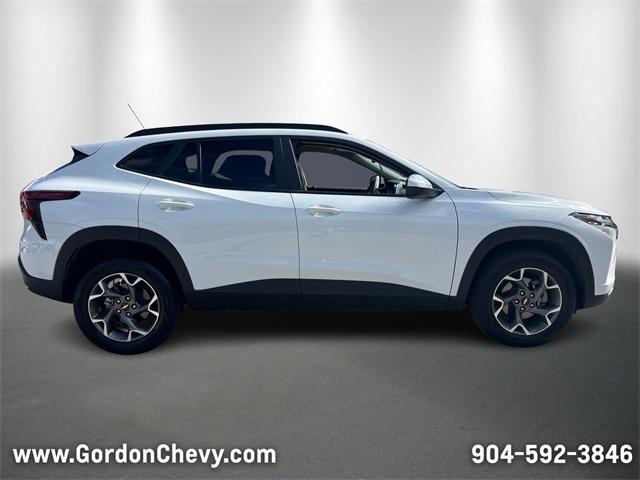 used 2025 Chevrolet Trax car, priced at $19,800