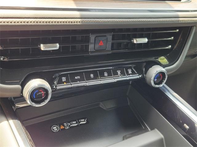 new 2025 Chevrolet Suburban car, priced at $83,218