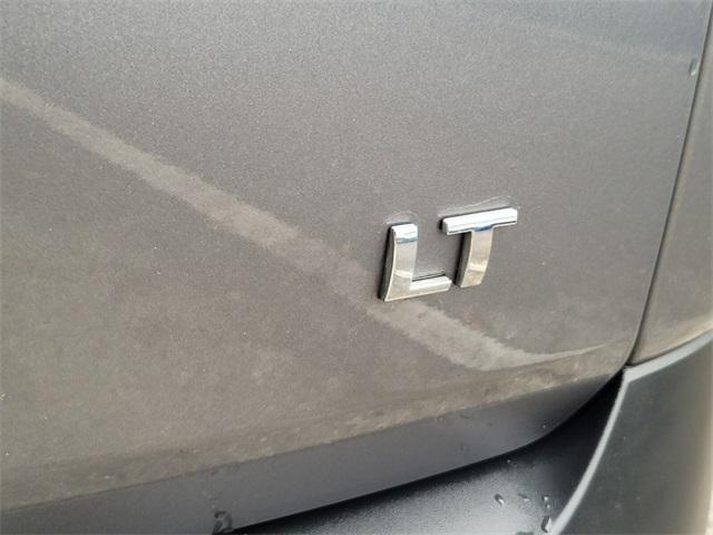 used 2020 Chevrolet Traverse car, priced at $15,900