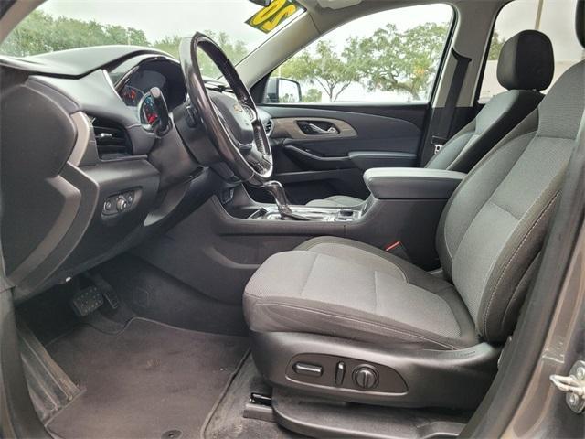 used 2020 Chevrolet Traverse car, priced at $15,900