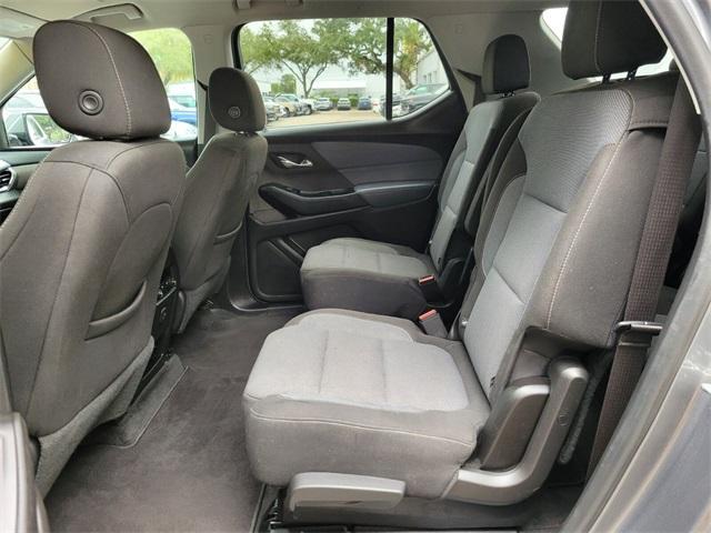 used 2020 Chevrolet Traverse car, priced at $15,900