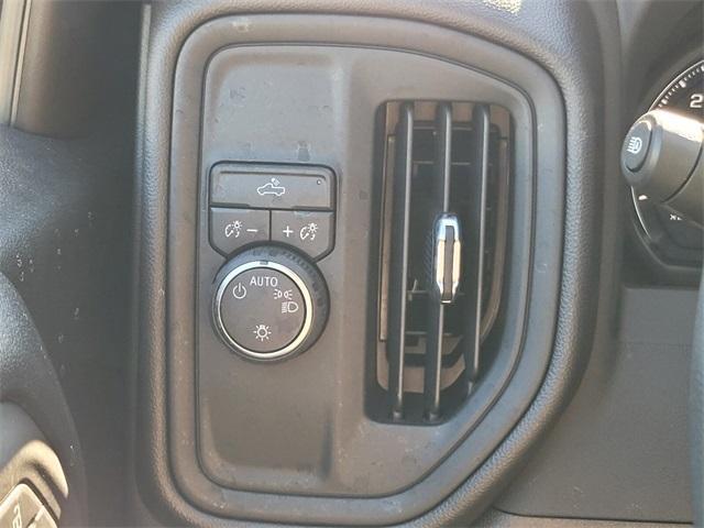 new 2025 Chevrolet Silverado 1500 car, priced at $43,789