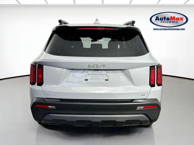 used 2023 Kia Sorento car, priced at $29,500