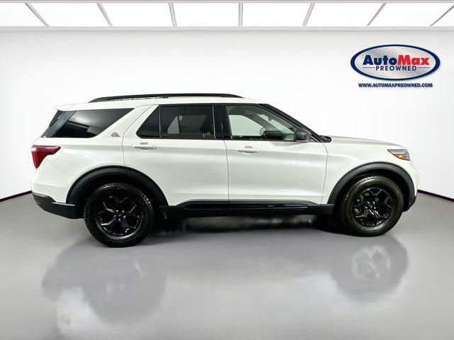 used 2022 Ford Explorer car, priced at $35,000
