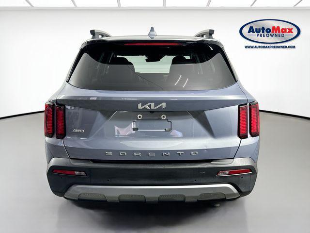 used 2022 Kia Sorento car, priced at $27,500