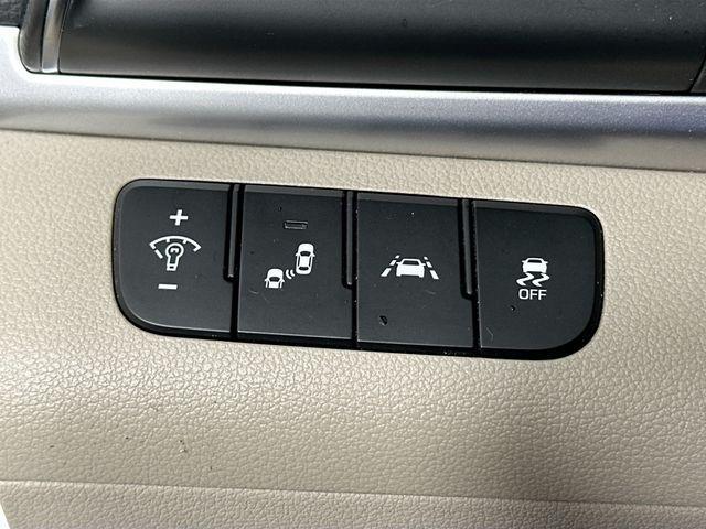 used 2020 Hyundai Elantra car, priced at $13,750