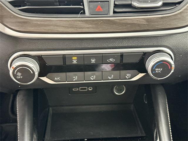 used 2023 Nissan Altima car, priced at $17,500