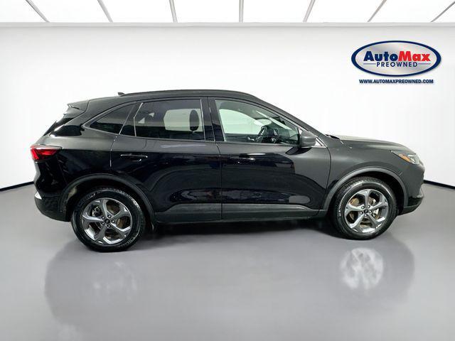 used 2025 Ford Escape car, priced at $24,995