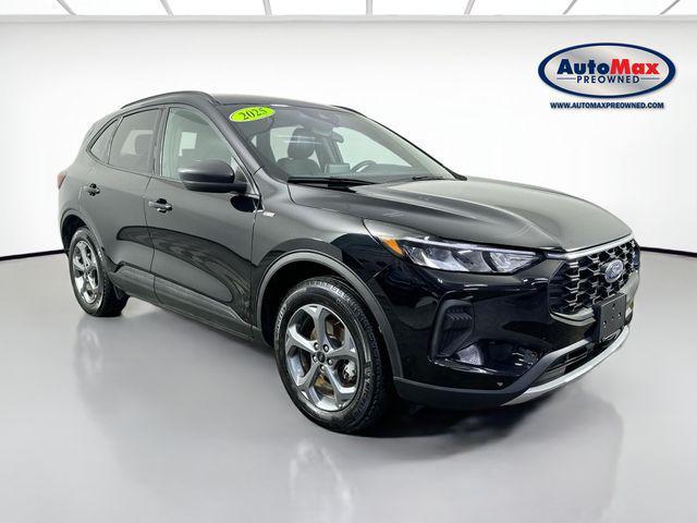 used 2025 Ford Escape car, priced at $24,995