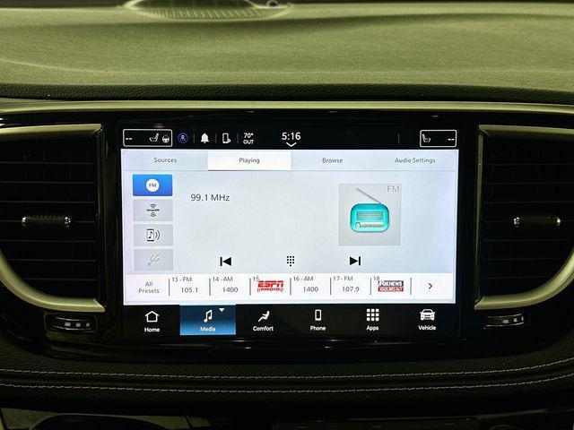 used 2023 Chrysler Pacifica Hybrid car, priced at $29,994