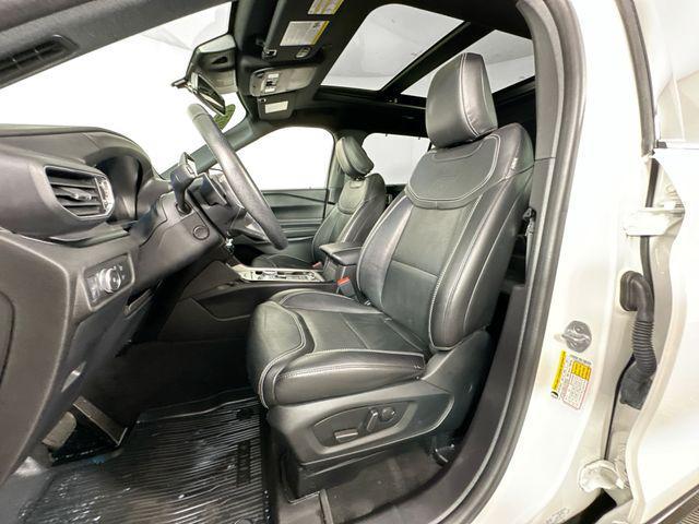 used 2022 Ford Explorer car, priced at $39,000
