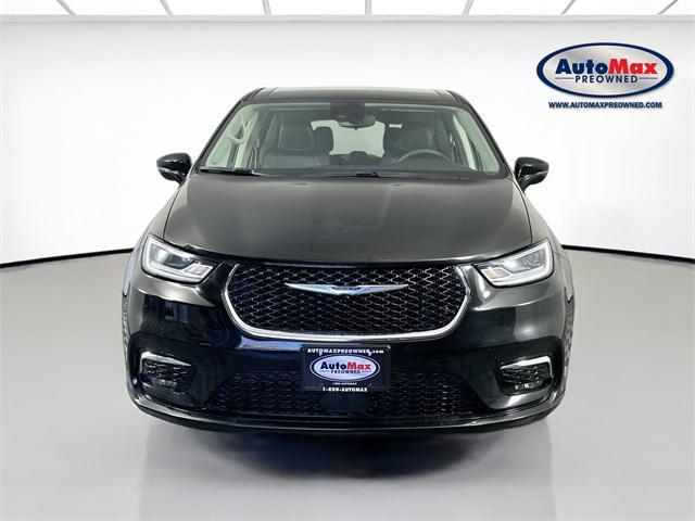 used 2024 Chrysler Pacifica car, priced at $28,000