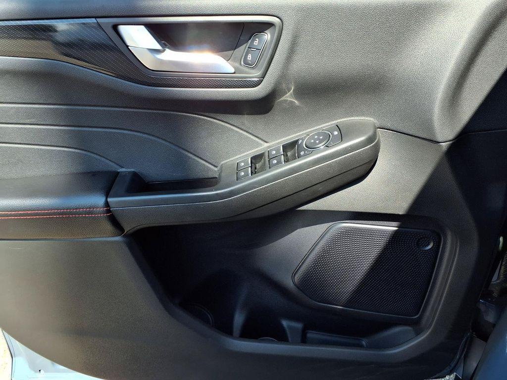 used 2024 Ford Escape car, priced at $25,704