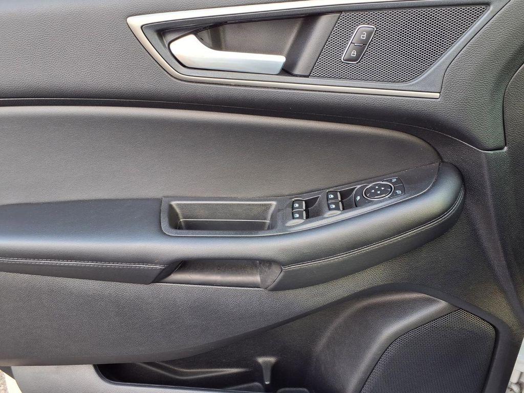 used 2024 Ford Edge car, priced at $27,204