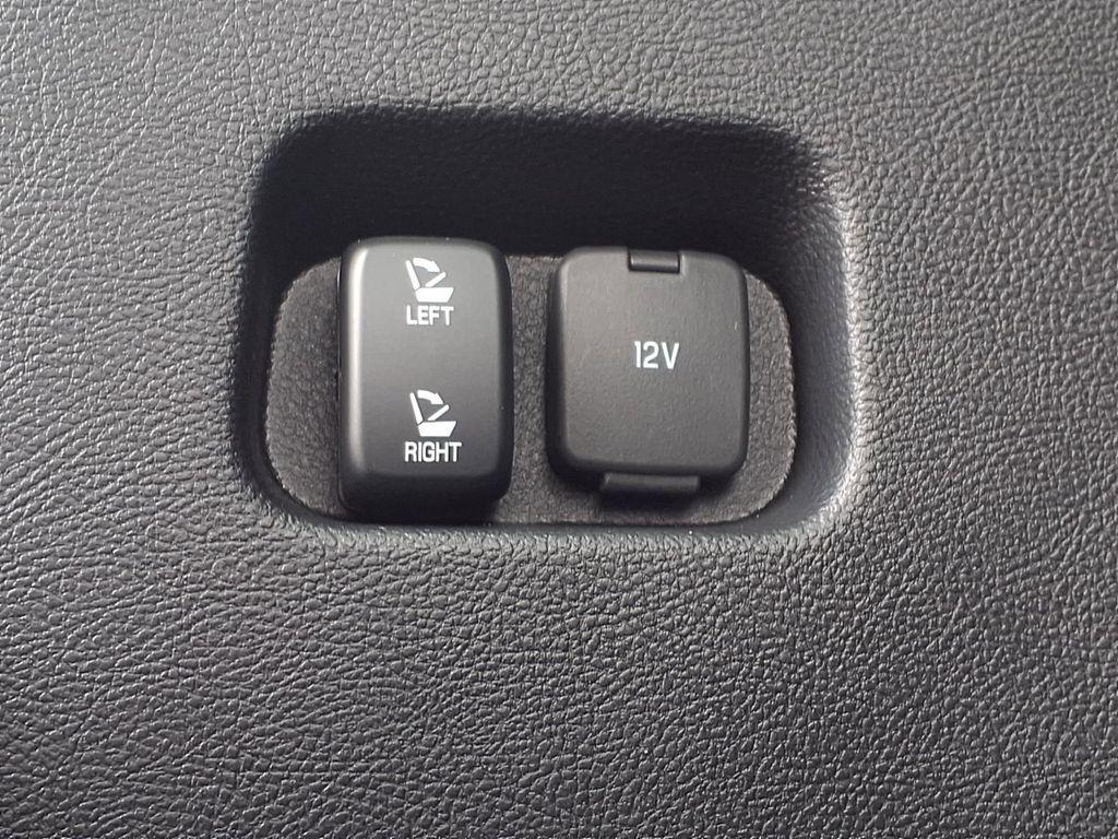 used 2024 Ford Edge car, priced at $28,883