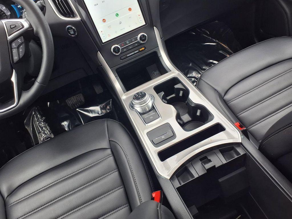 used 2024 Ford Edge car, priced at $29,994