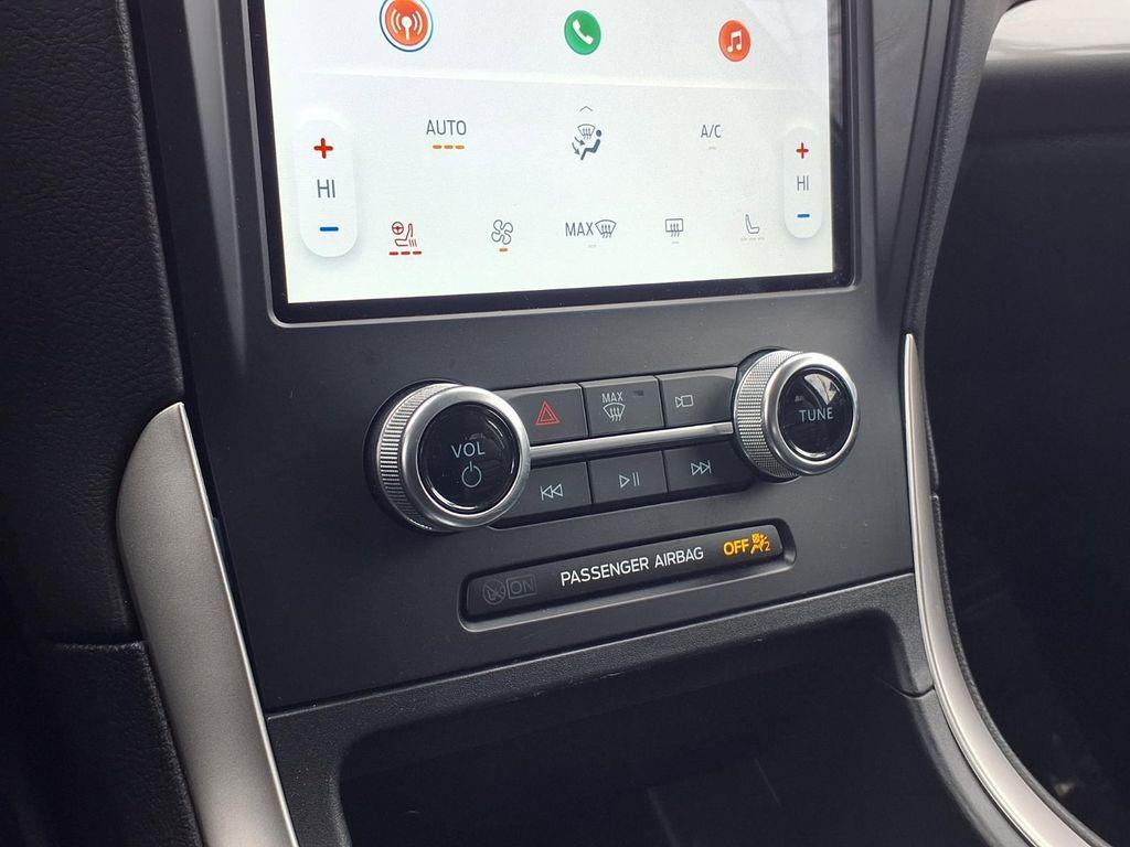 used 2024 Ford Edge car, priced at $29,994