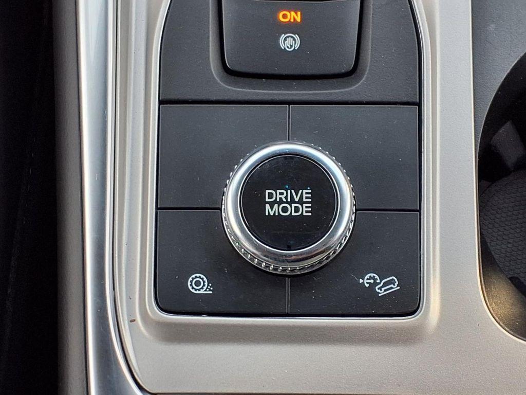 used 2023 Ford Explorer car, priced at $31,993