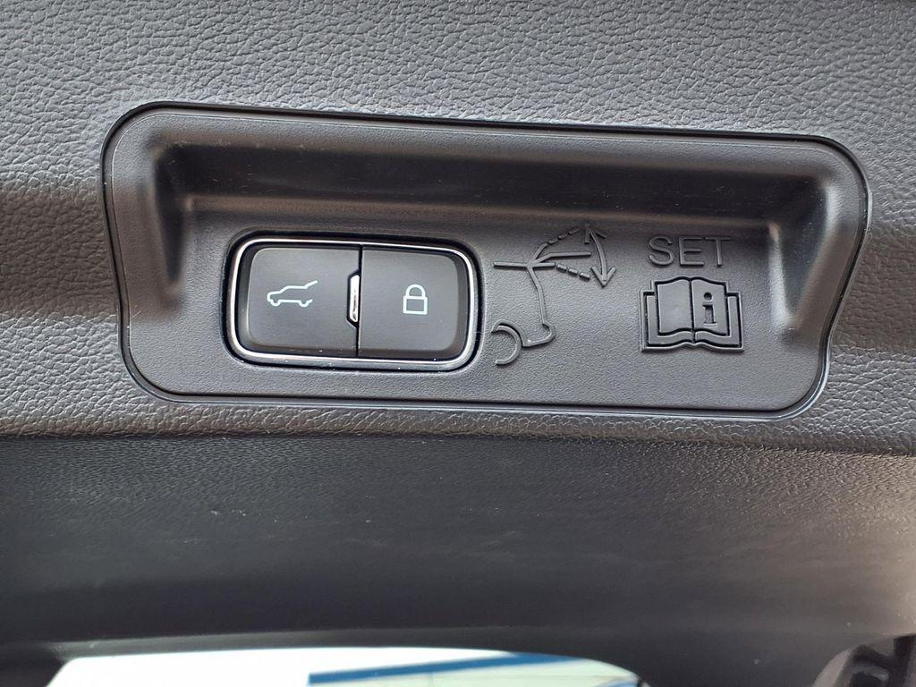 used 2023 Ford Explorer car, priced at $29,993