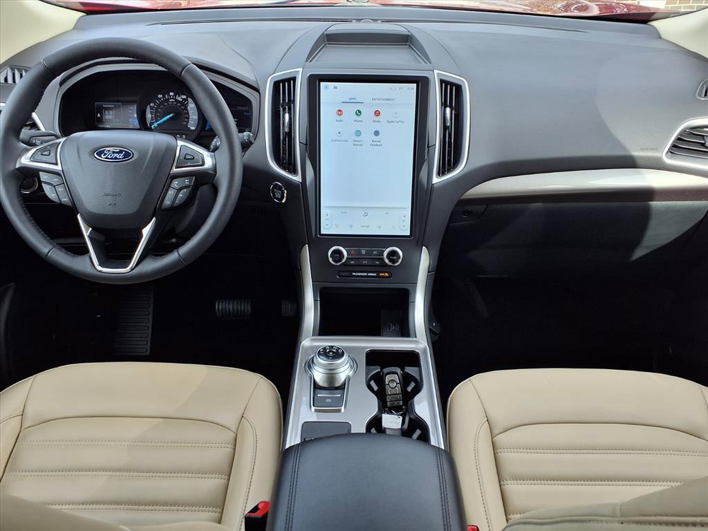 used 2024 Ford Edge car, priced at $29,994