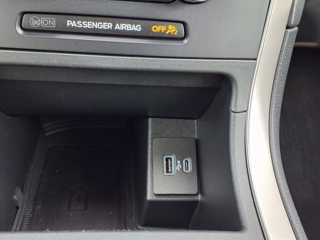 used 2024 Ford Edge car, priced at $29,994