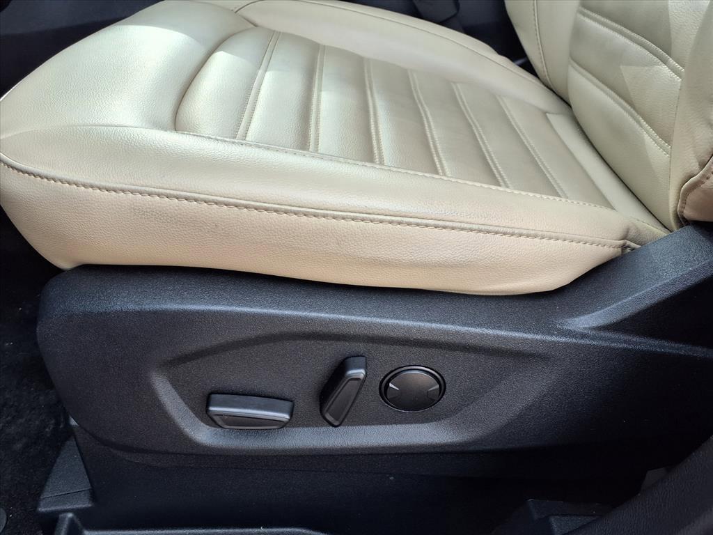 used 2024 Ford Edge car, priced at $29,994