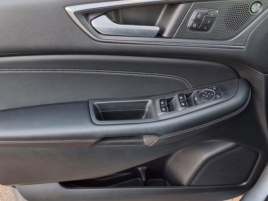 used 2023 Ford Edge car, priced at $29,993