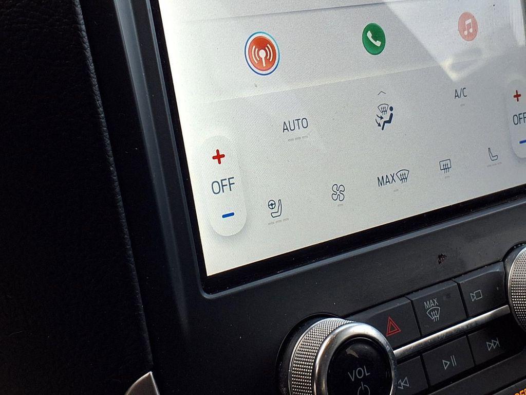 used 2024 Ford Edge car, priced at $27,994