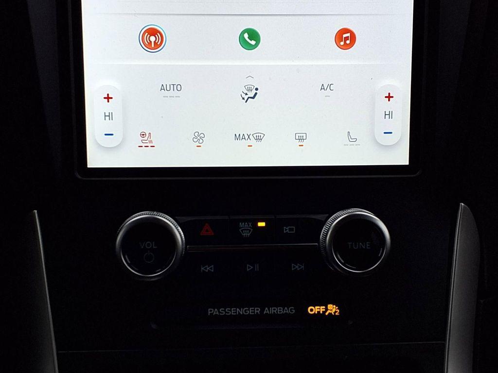 used 2024 Ford Edge car, priced at $25,724