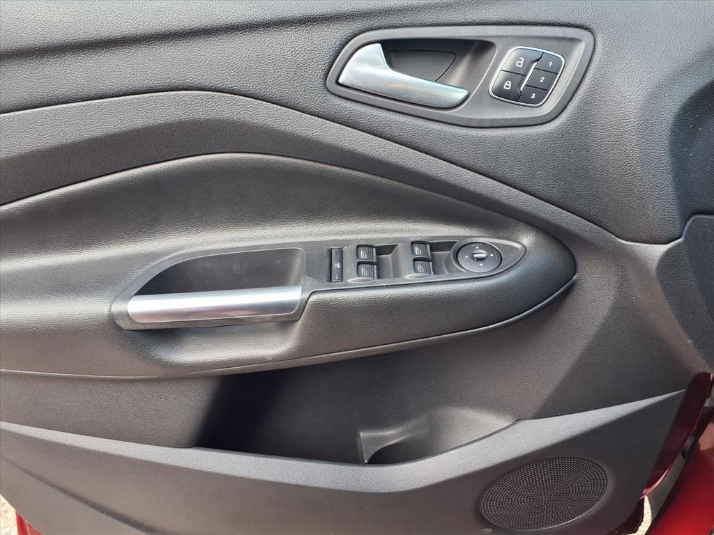 used 2013 Ford Escape car, priced at $9,993