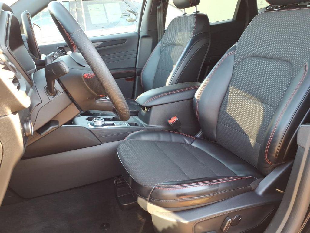used 2024 Ford Escape car, priced at $25,274