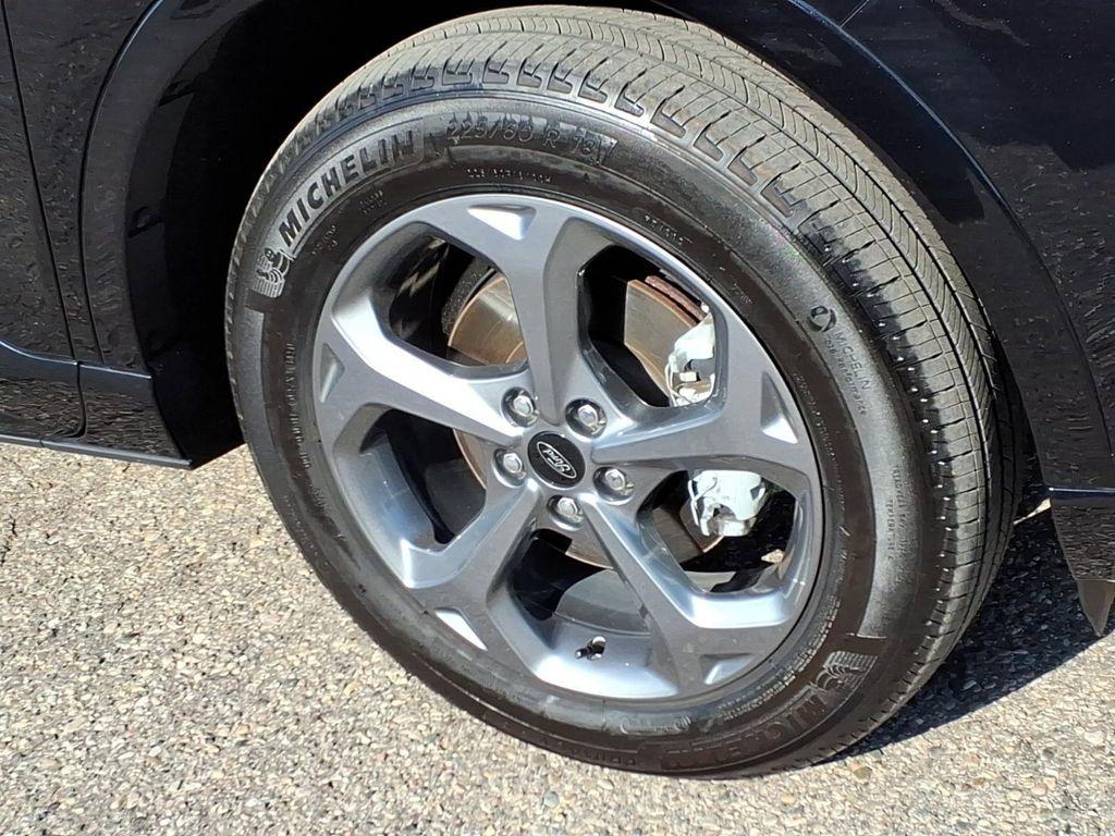 used 2024 Ford Escape car, priced at $25,274