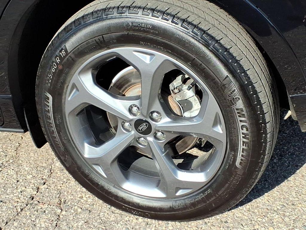 used 2024 Ford Escape car, priced at $25,274