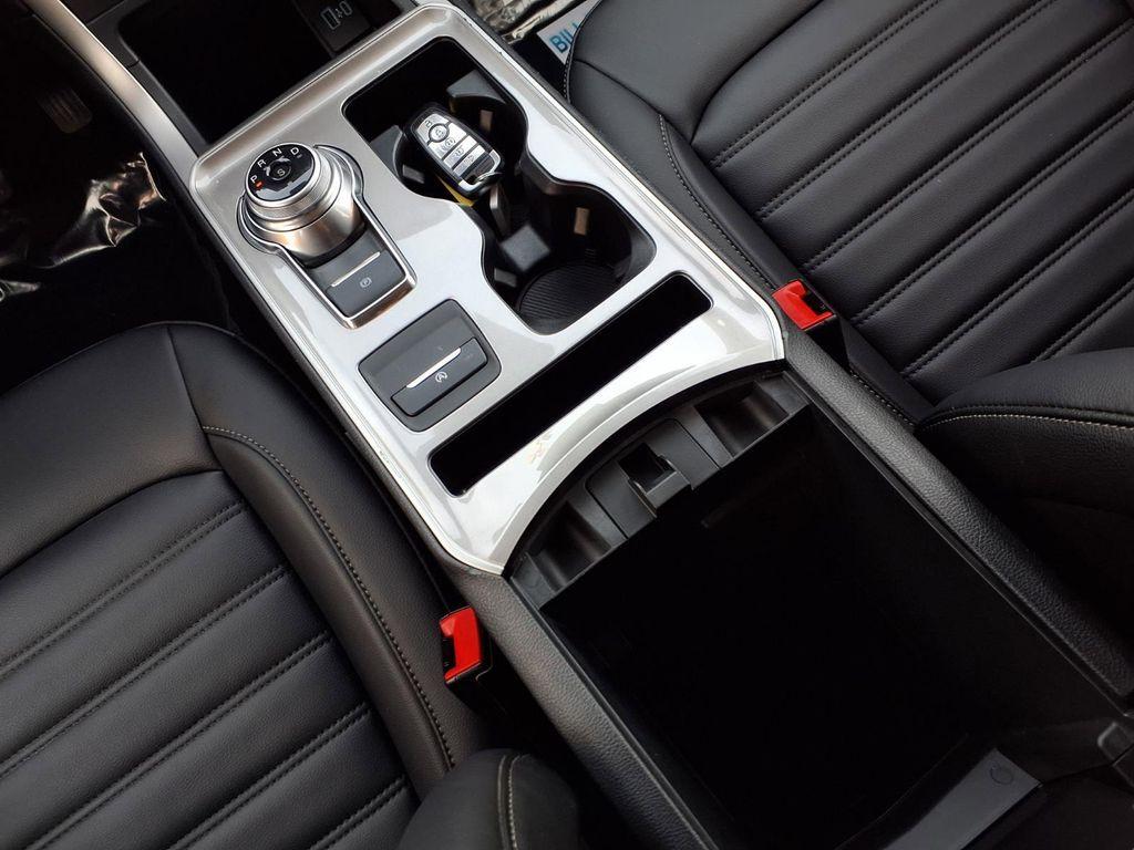 used 2024 Ford Edge car, priced at $25,994