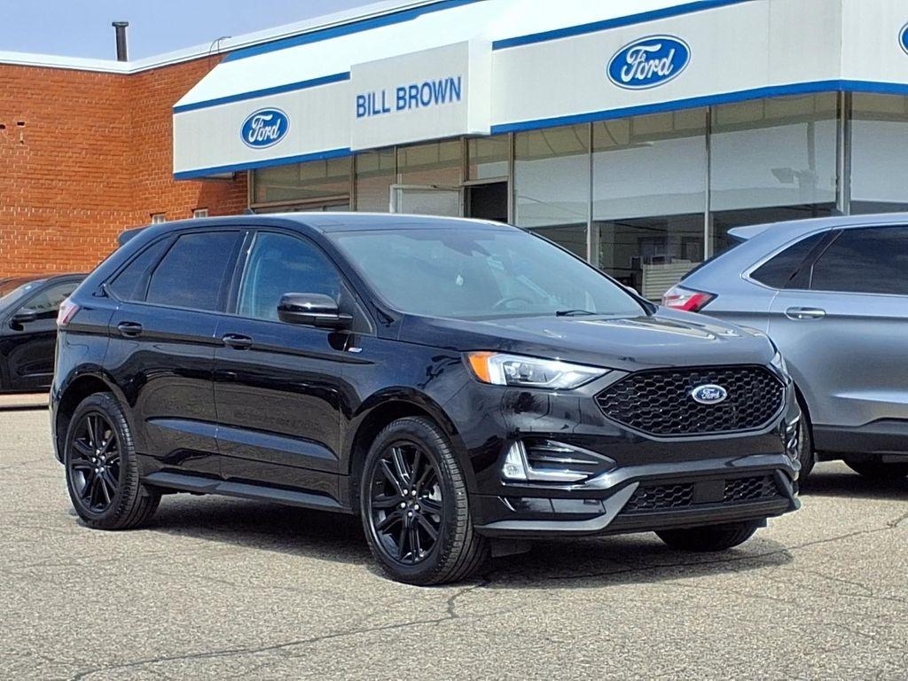 used 2024 Ford Edge car, priced at $33,994