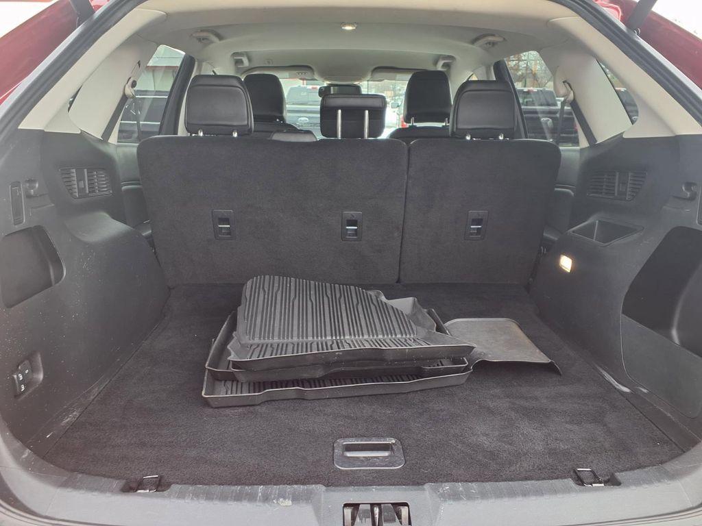 used 2024 Ford Edge car, priced at $27,994